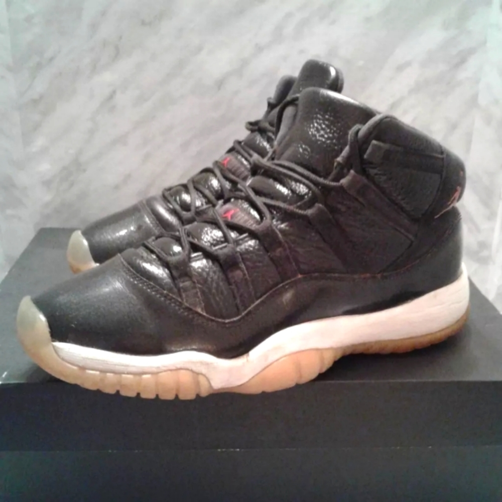 Nike Air Jordan Retro 11 72-10 womens sz 8.5 GS 7Y Concord Space Jam 378038-002